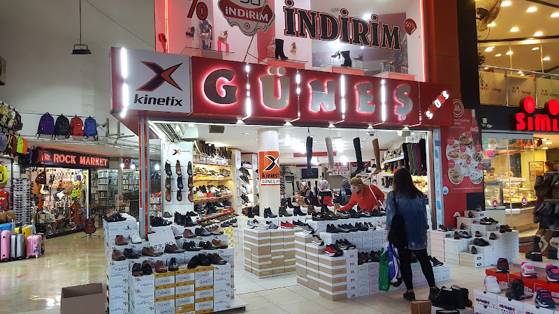 Güneş Ayakkabı