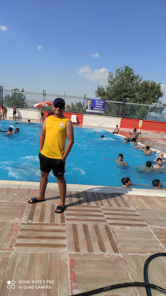 Halil Doğan (İsotçu) Yüzme Havuzu