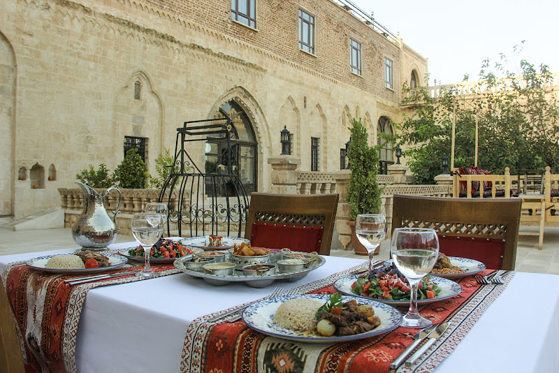 Hamdani Restaurant - Her Akşam Sıra Gecesi