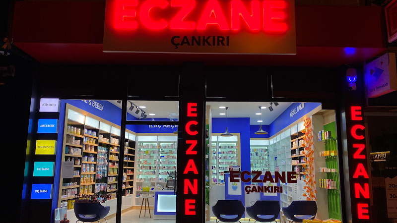 HİKMET ECZANESİ