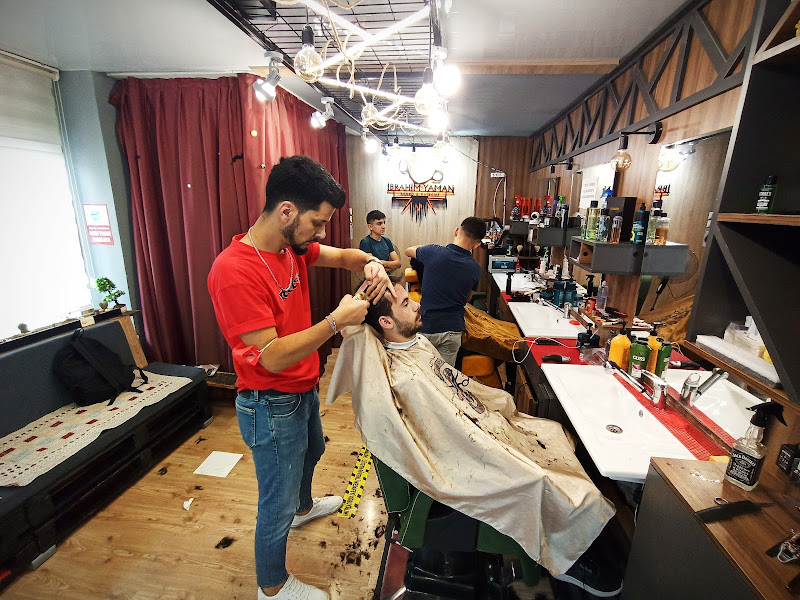 İBRAHİM YAMAN Beard & Haircut