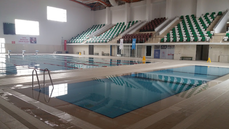 Iğdır Yarı Olimpik Kapalı Yüzme Havuzu