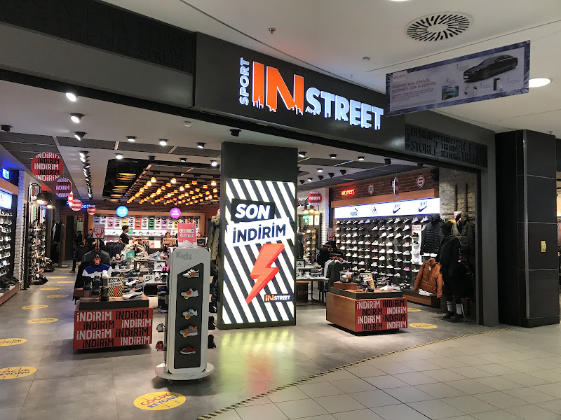 IN Street Eskişehir Espark AVM Mağazası
