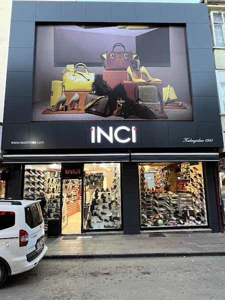 İnci Kundura