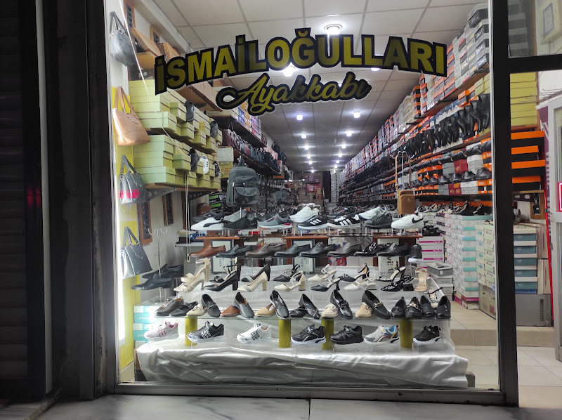 İsmailoğulları ayakkabı mağazası