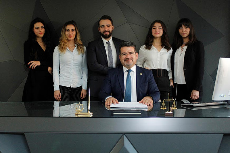 İzmir Karşıyaka Avukat Melis Girgin Altun | Altun Hukuk ve Arabuluculuk / Boşanma – Ceza – Şirket - Gayrimenkul Miras Avukatı