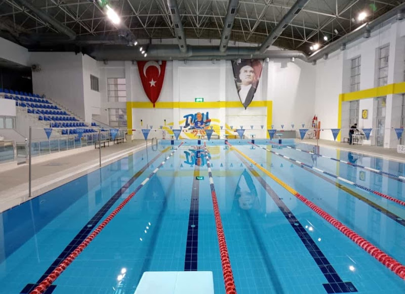 İzmir Yüzme Kursu