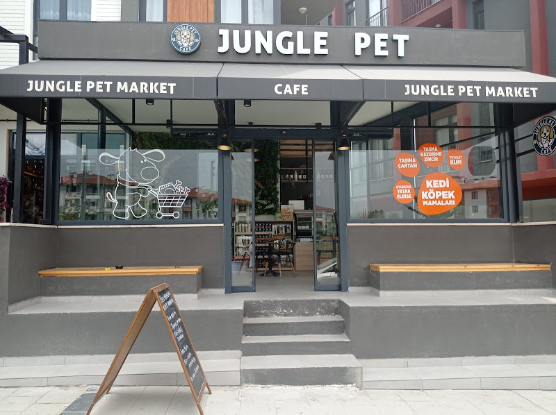 jungle Pet Cafe