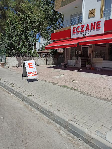 Kardeşler Eczanesi