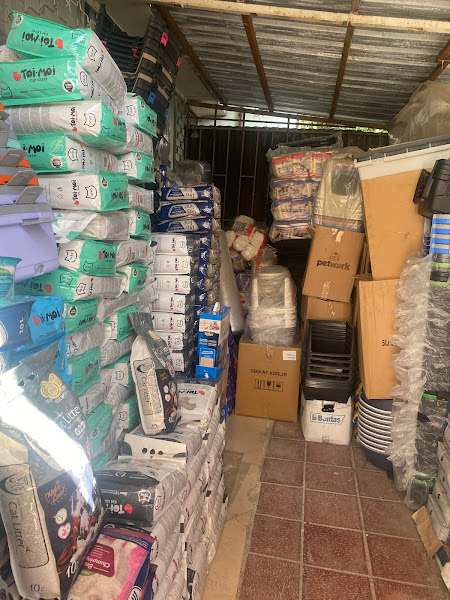 Kedi Köpek Maması Evcil Hayvan Ürünleri Pet Shop ( Kedi Kumu )