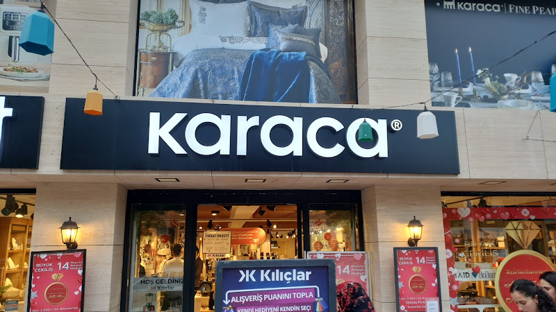 Kılıçlar Karaca