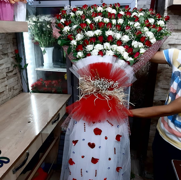 Kilis çiçekçi Karmen Çiçekçilik