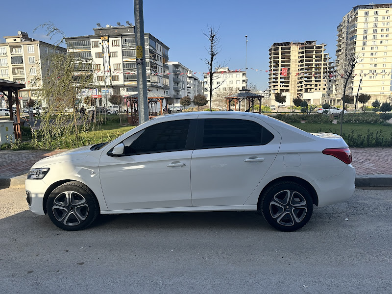 Kızıl Rent A Car