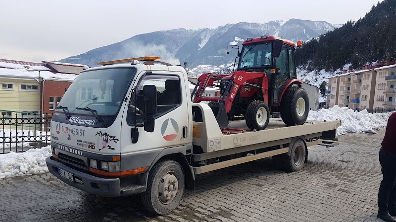 KOCA ÇEKİCİ ARHAVI HOPA BORCKA