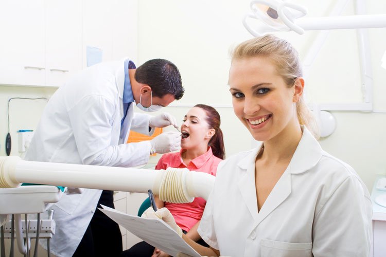 Kütahya Diş ve Ağız Sağlığı Polikliniği - Klinik43