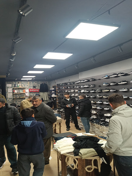 KUVİ SPOR OUTLET
