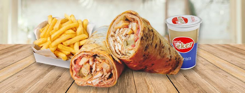 LAÇA DÖNER