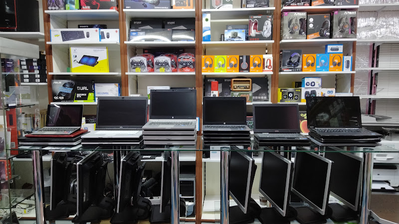 LAPTOP DÜNYASI BİLGİSAYAR TEK. SAN. TİC. LTD. ŞTİ. TEKNİK SERVİS & SATIŞ ( Bilgisayar Teknolojileri San Tic Ltd Şti)