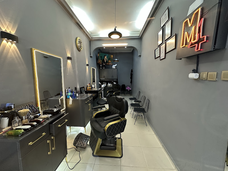 M4BARBER