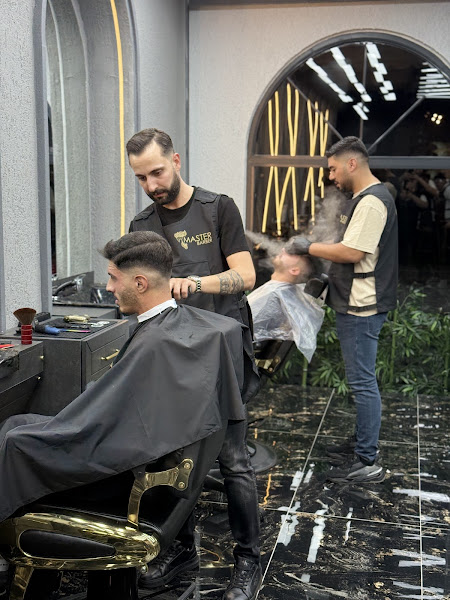 MASTER BARBER