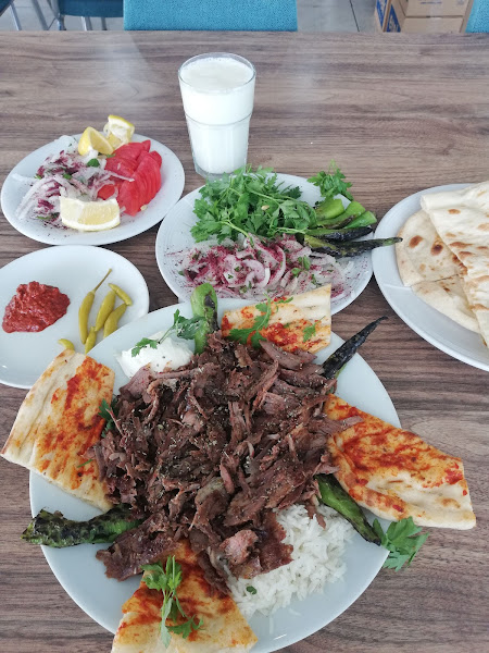 Mavi Göl Et Ve Balık Lokantası