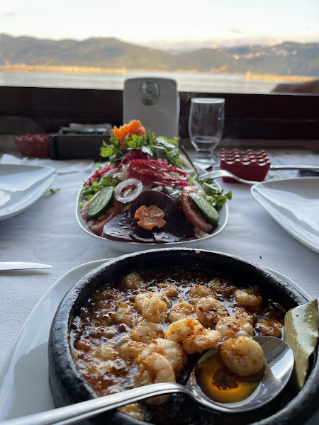 Mavi Yeşil Restaurant