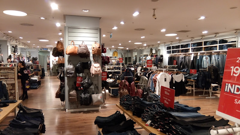 Mavi - Zonguldak 67 Burda AVM