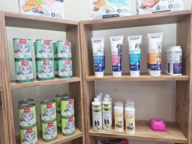 Merlin's | Pet Shop