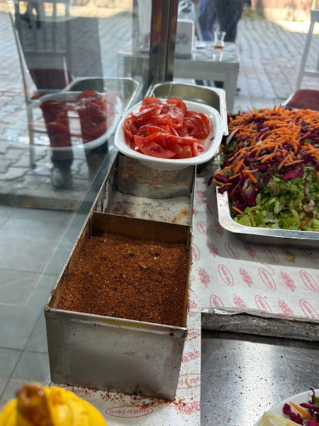 MEŞHUR AKSARAY BALIK DÜRÜMCÜSÜ AHMET USTA