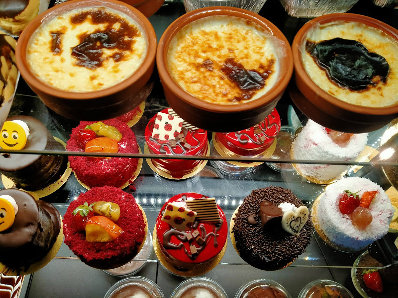 Mimoza Cafe & Bistro