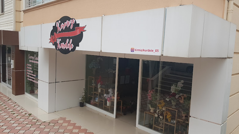 Mutlu Uluslararası Çiçekçilik