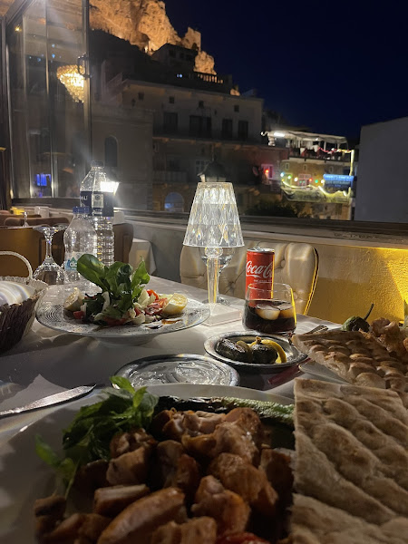 Nazende Et & Balık Restaurantt