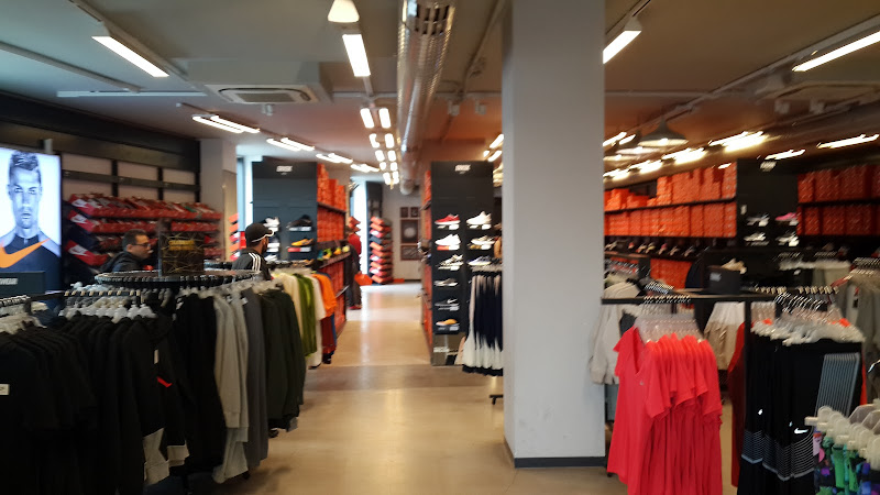 Nike Factory Store