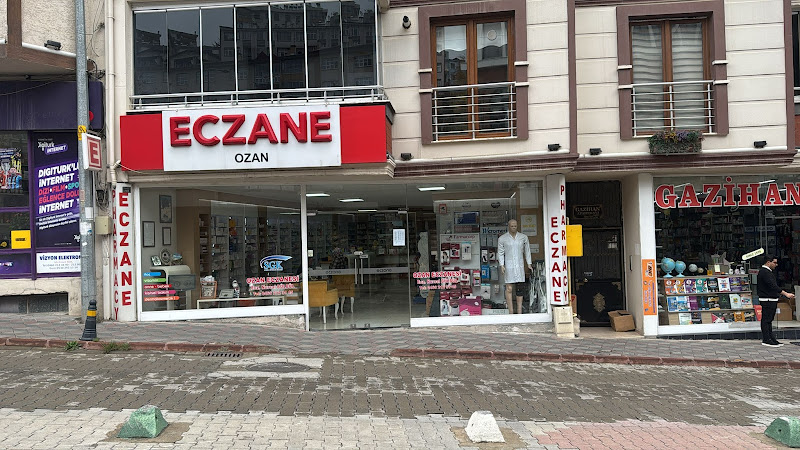 Ömür Eczanesi