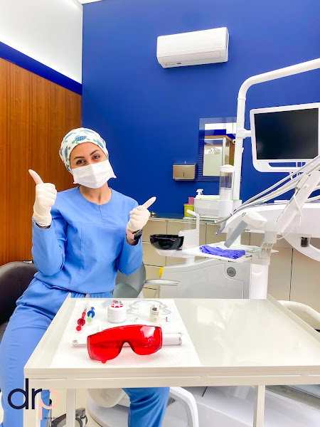 Özel Ataşehir Diş Hekimi Dt. İrem Karakuş Diş Kliniği