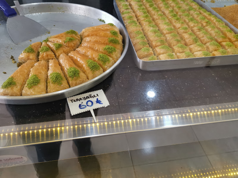 Özen Pastanesi