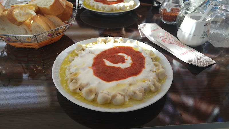 Özge Mantı evi