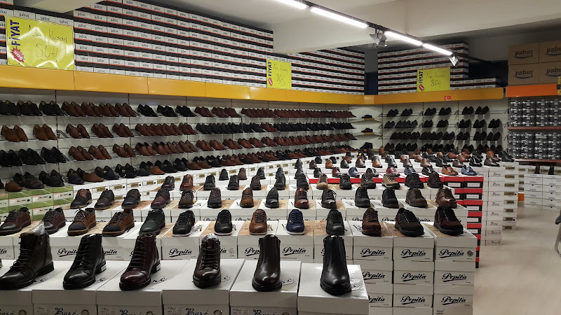 Pabuç Ayakkabı Fabrika Satış Mağazası