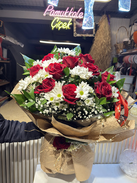 Pamukkale Çiçek / Lise Caddesi No 45/A Denizli