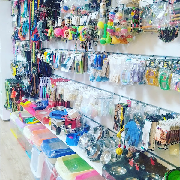 PELİTLİ ÜÇÜZLER PETSHOP