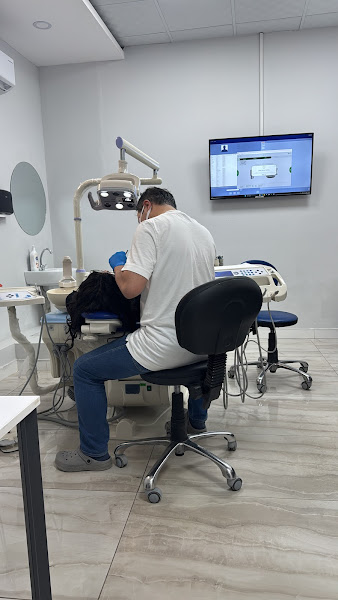 REHA DENT AĞIZ VE DİŞ SAĞLIĞI MERKEZİ