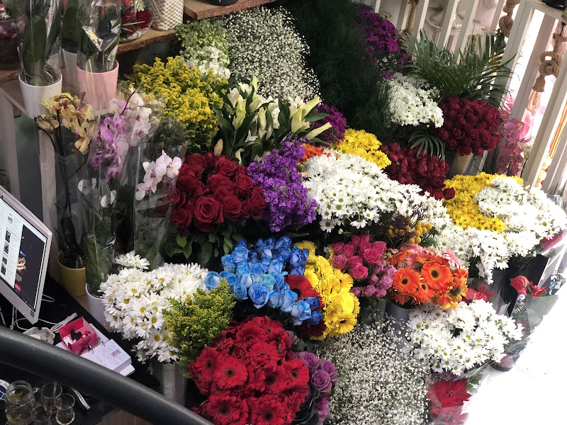 Reyyan Flowers