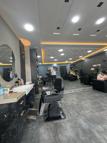S&R BOSS BARBER CLUP