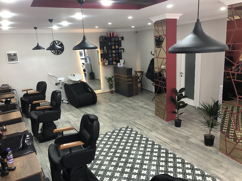 SALON 617