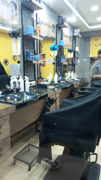 Saloon Fatih