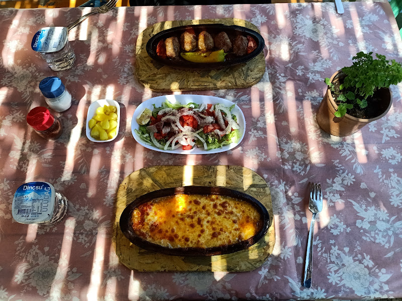 Sarıkız Ada Et & Balık Lokantası
