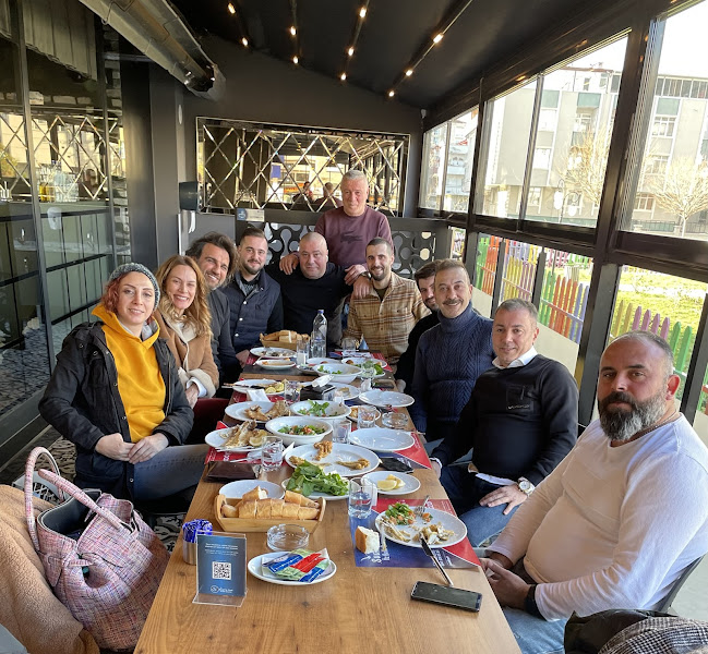 Suat'ın Yeri Öz Balık Restaurant
