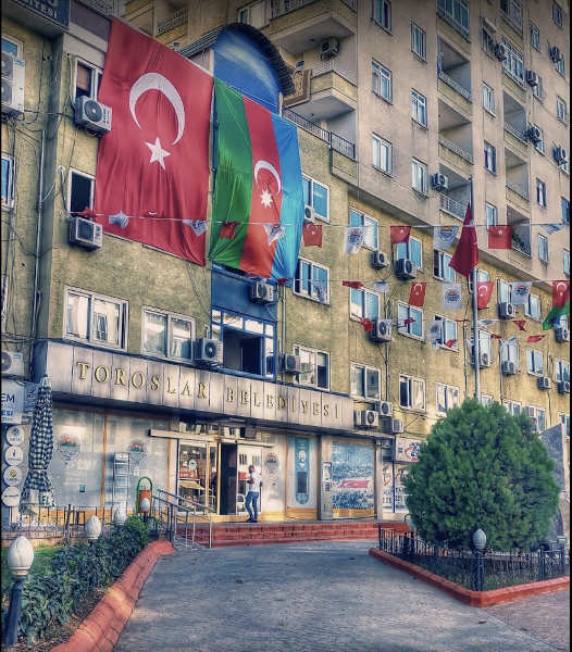 Taş Bina Durağı