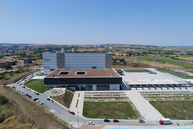 Tekirdağ belediyesi hizmet binası (Sarı köşk)