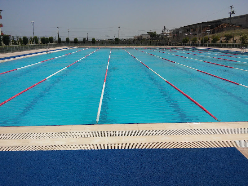 Toroslar Olimpik Yüzme Havuzu